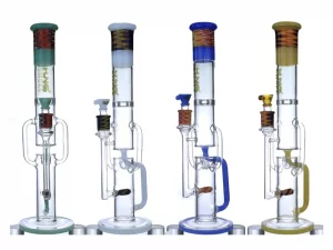 HUNKS SMOKE 17IN WATER PIPE JLA-180